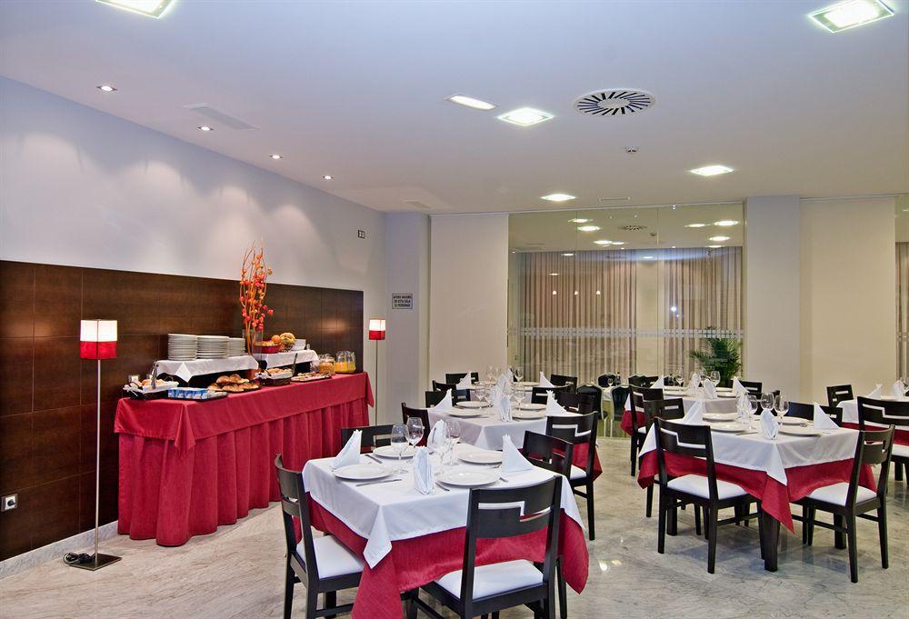 Hotel Castro Real Oviedo Bagian luar foto