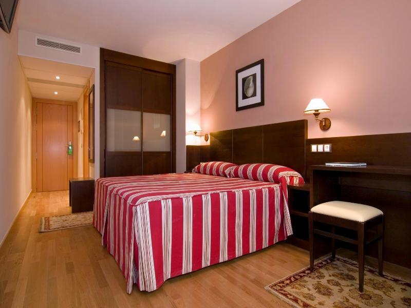 Hotel Castro Real Oviedo Ruang foto