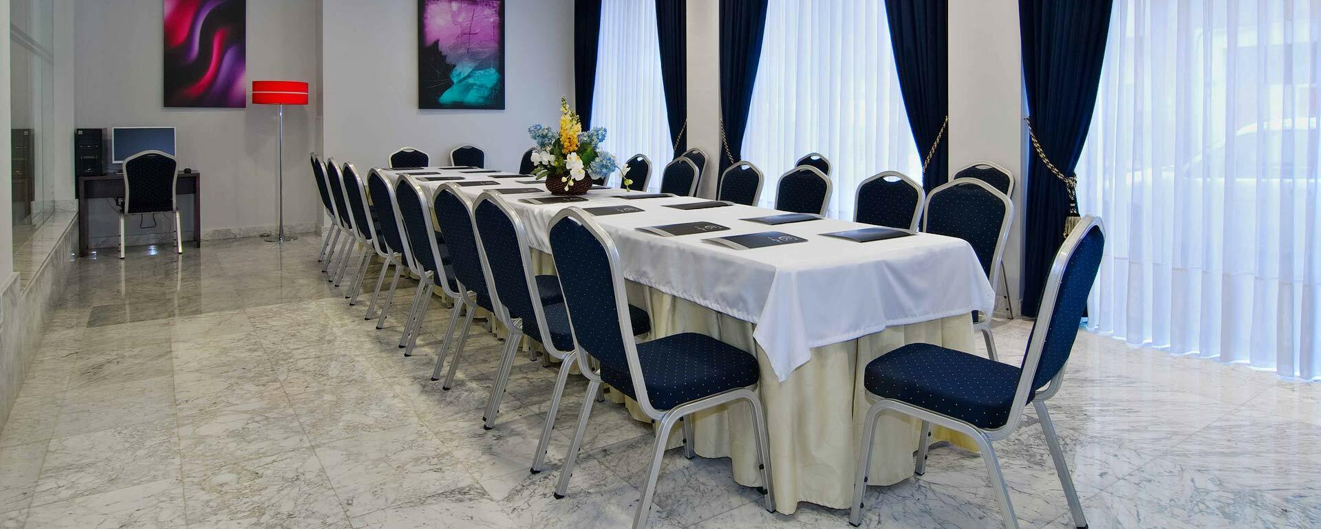 Hotel Castro Real Oviedo Bagian luar foto