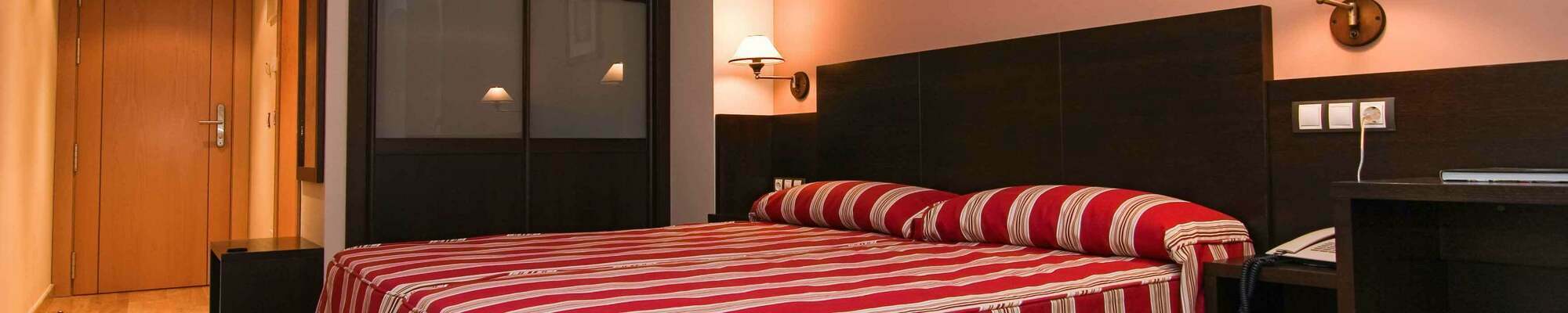 Hotel Castro Real Oviedo Bagian luar foto